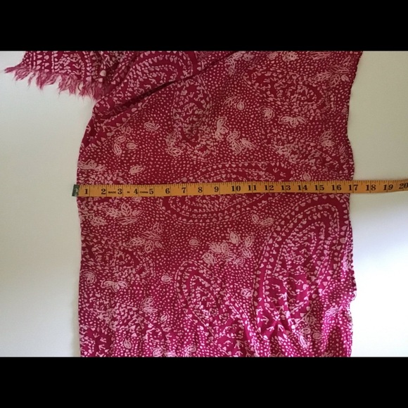 💖Host Pick💖 Roxy paisley fashion scarf - Picture 7 of 9